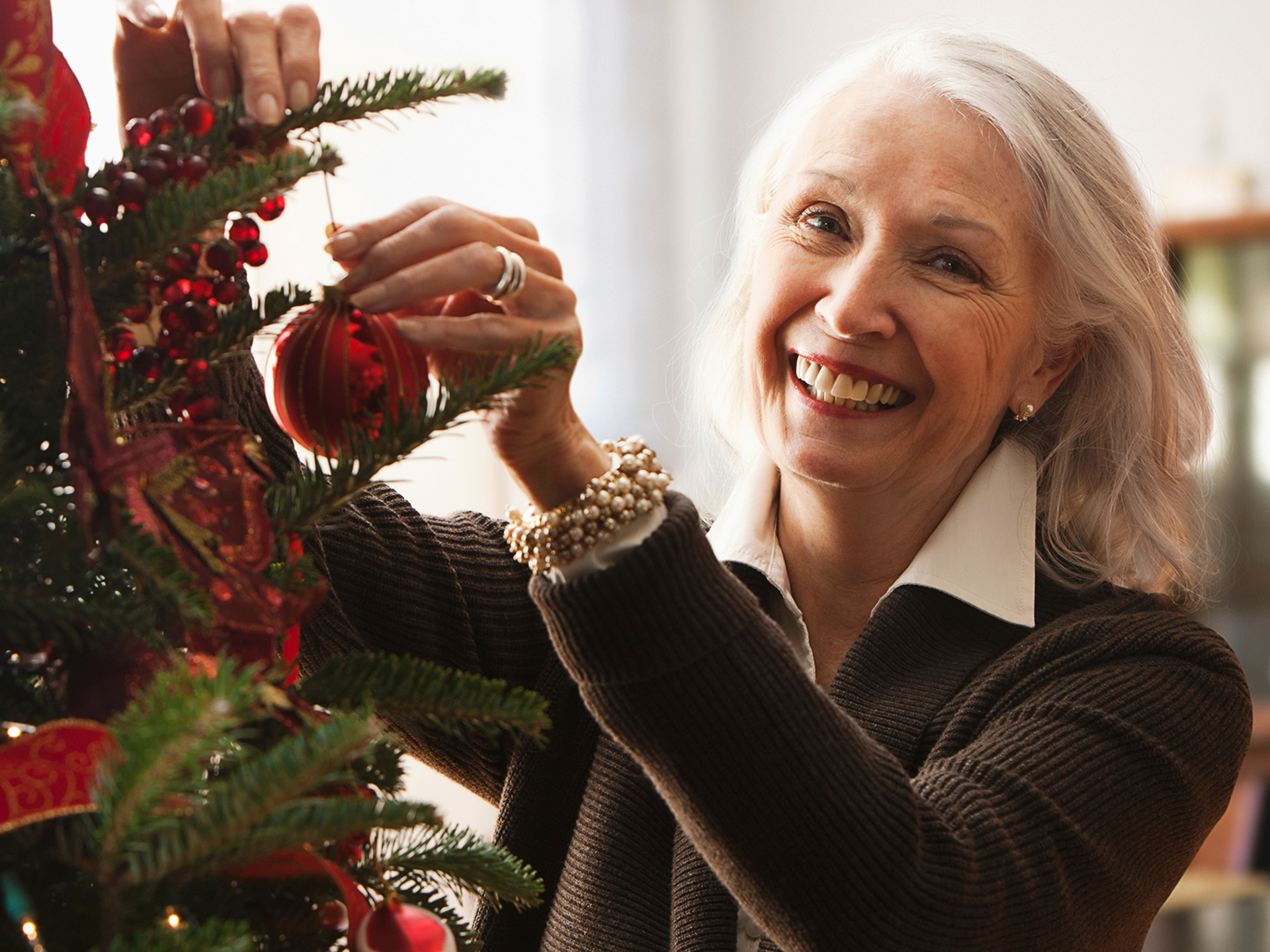 Alzheimer: i consigli per vivere il Natale con chi è affetto da demenza