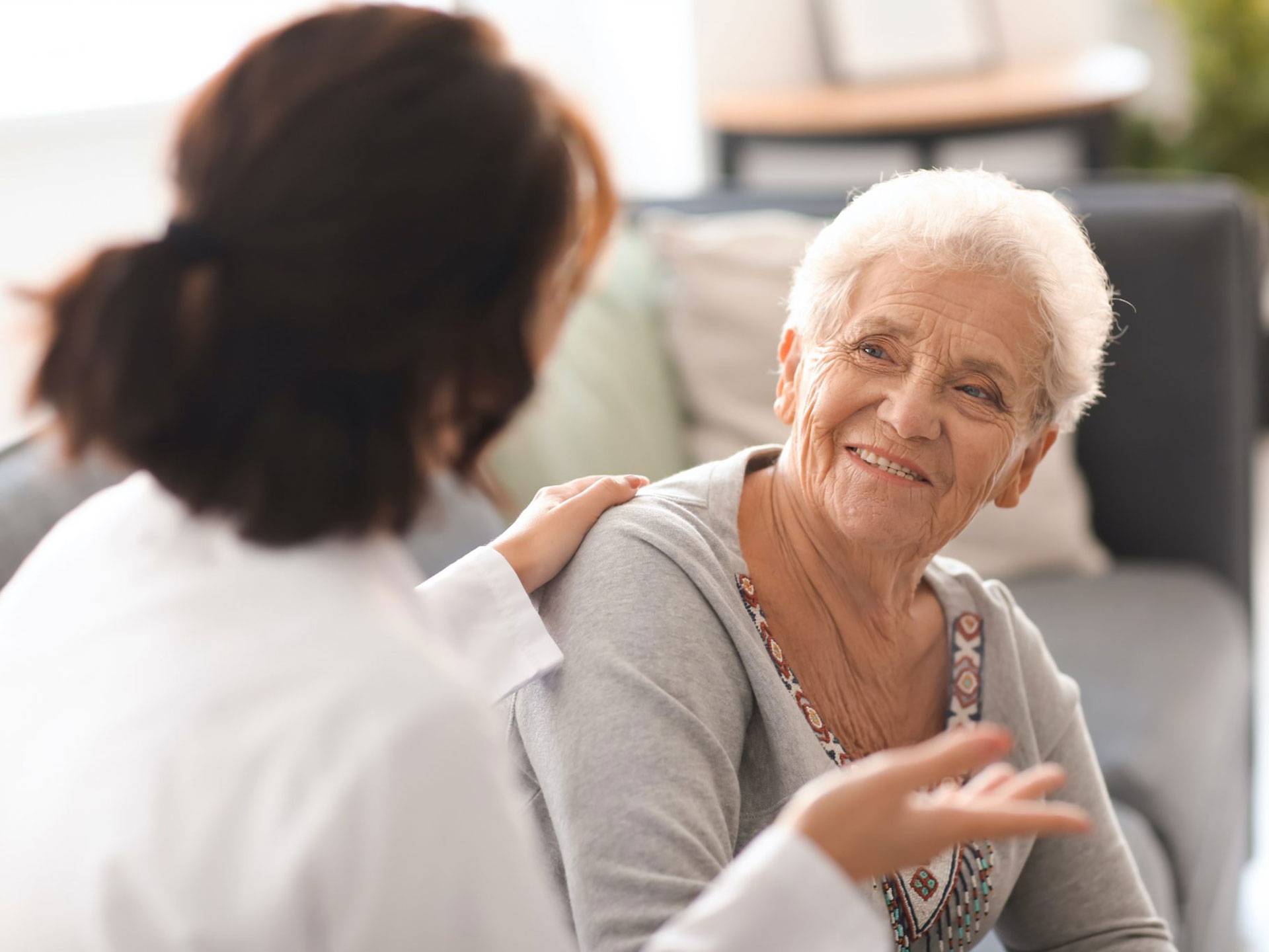 Dai disturbi del sonno alle malattie cardiovascolari: come non far ammalare i caregiver